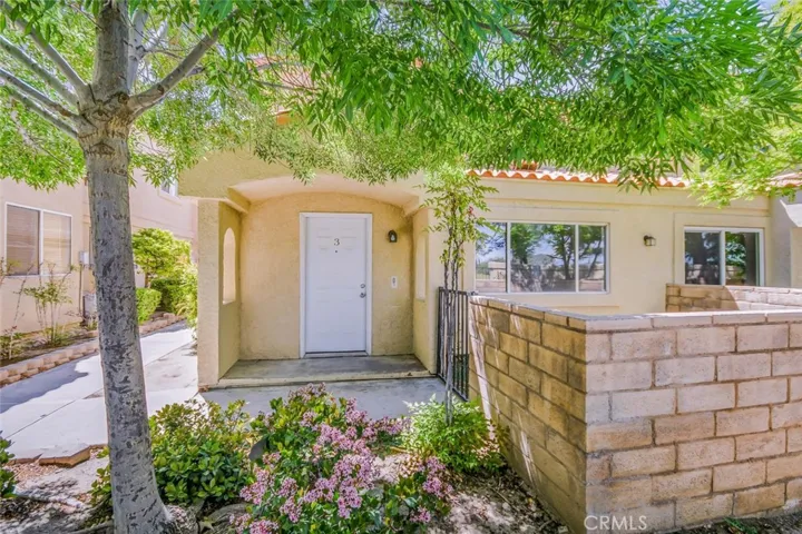 43481 30th Street W 3, Lancaster, California 93536
