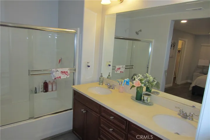 631 Calle Vibrante, Palm Desert, California 92211