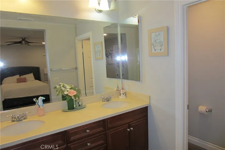 631 Calle Vibrante, Palm Desert, California 92211