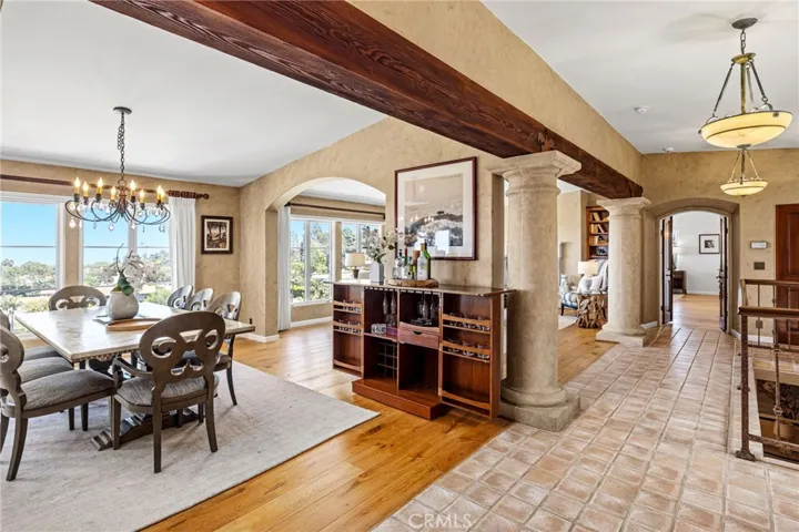 2035 Via Visalia, Palos Verdes Estates, California 90274