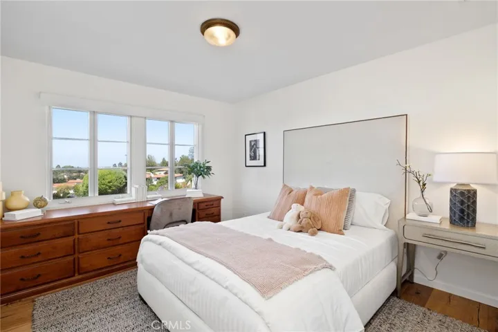 2035 Via Visalia, Palos Verdes Estates, California 90274