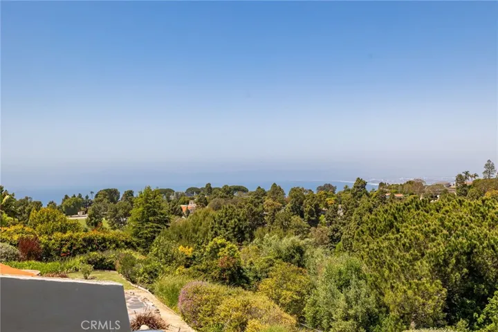 2035 Via Visalia, Palos Verdes Estates, California 90274