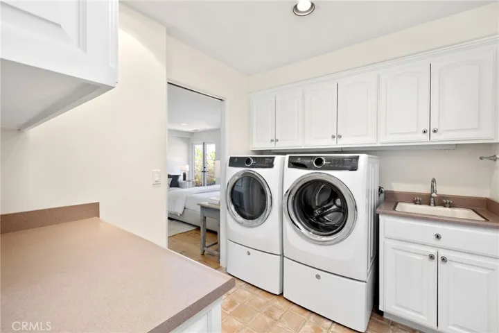 2035 Via Visalia, Palos Verdes Estates, California 90274