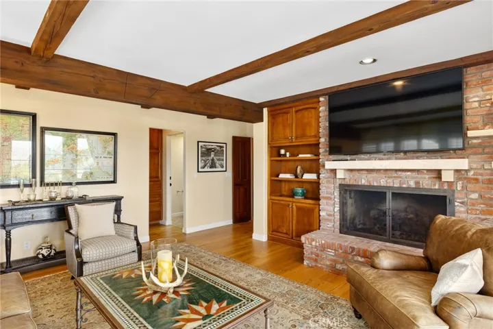 2035 Via Visalia, Palos Verdes Estates, California 90274