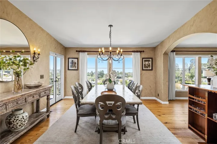 2035 Via Visalia, Palos Verdes Estates, California 90274