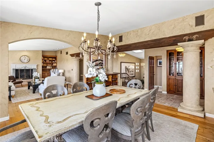 2035 Via Visalia, Palos Verdes Estates, California 90274