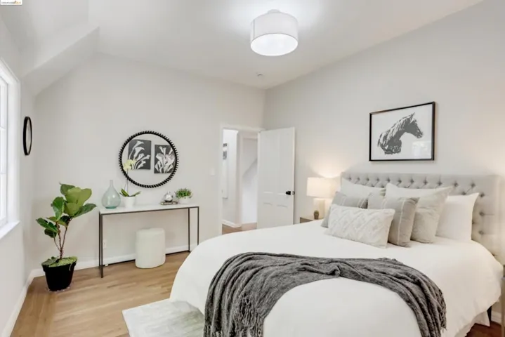 1859 Trestle Glen, Piedmont, California 94610