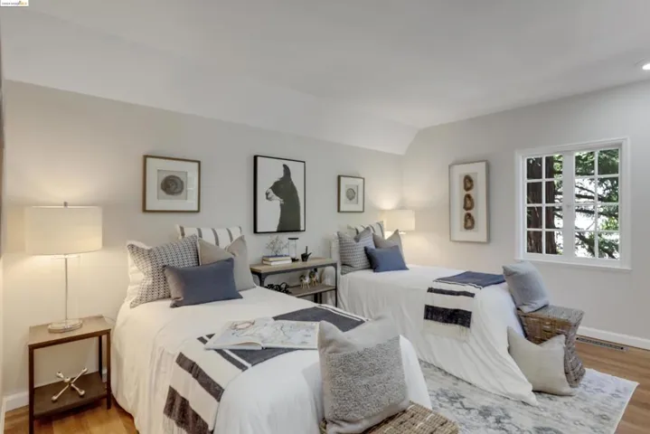 1859 Trestle Glen, Piedmont, California 94610