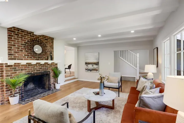 1859 Trestle Glen, Piedmont, California 94610
