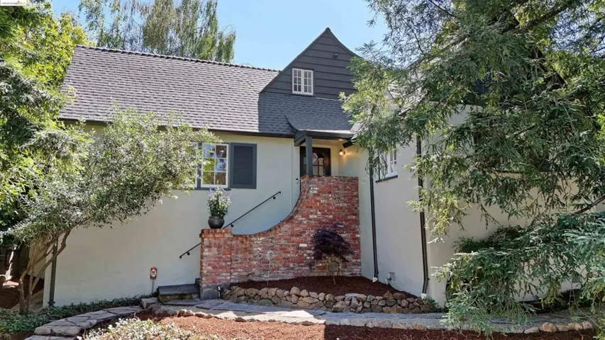 1859 Trestle Glen, Piedmont, California 94610