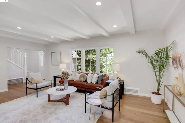1859 Trestle Glen, Piedmont, California 94610