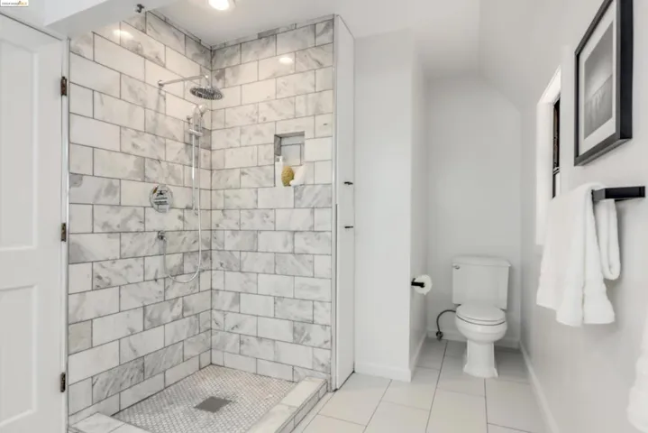 1859 Trestle Glen, Piedmont, California 94610