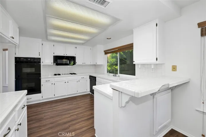 1123 N Heavenly Valley Circle, Walnut, California 91789