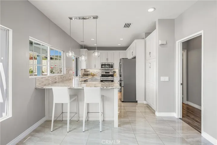 28463 Jerry Place, Saugus, California 91350