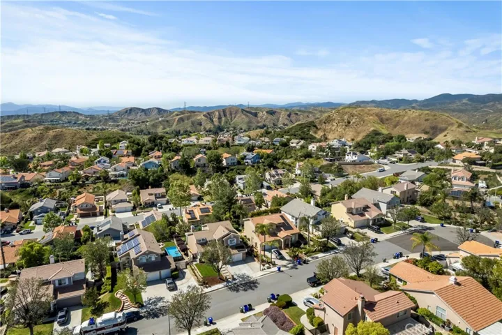 28463 Jerry Place, Saugus, California 91350
