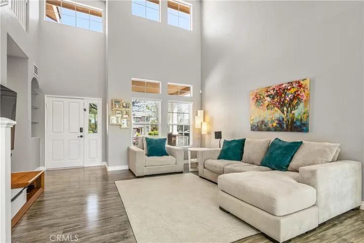 28463 Jerry Place, Saugus, California 91350