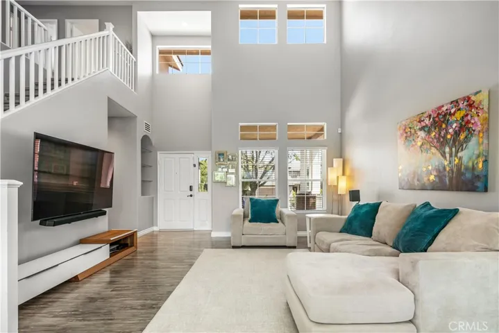 28463 Jerry Place, Saugus, California 91350
