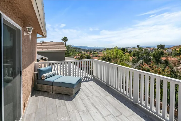 28463 Jerry Place, Saugus, California 91350