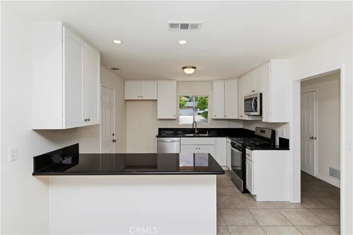 4055 Mt Vernon Avenue, Riverside, California 92507