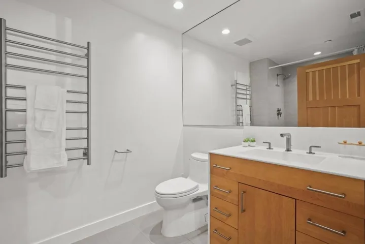 800 High Street 106, Palo Alto, California 94301