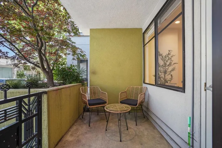 800 High Street 106, Palo Alto, California 94301
