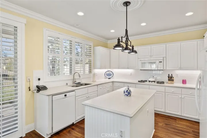 925 S Canyon Heights Drive, Anaheim Hills, California 92808