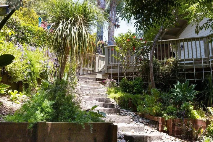 831 S Broadway, Escondido, California 92025