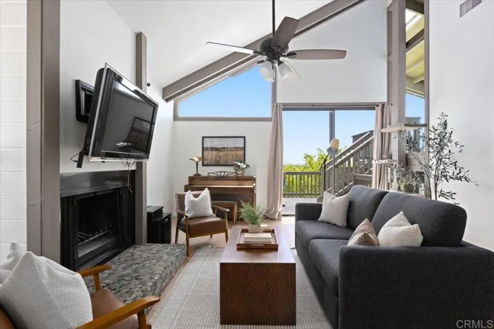 831 S Broadway, Escondido, California 92025