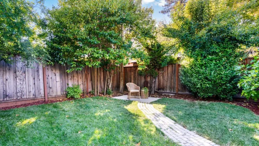 428 Guinda Street, Palo Alto, California 94301