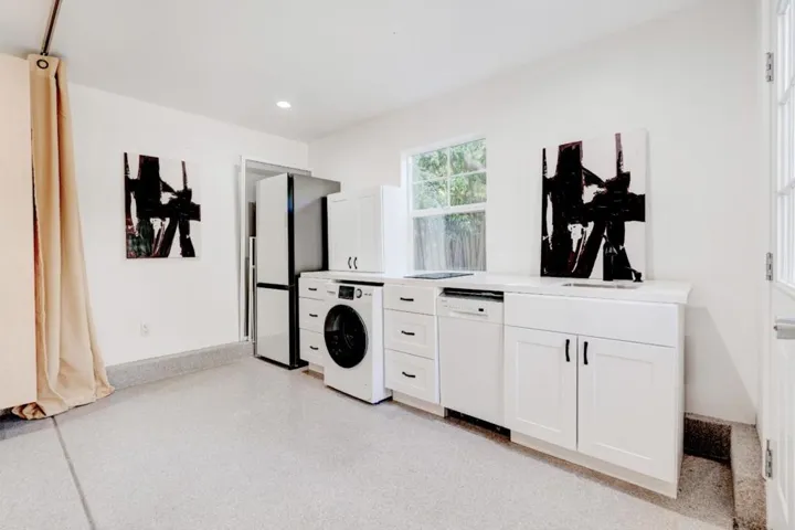428 Guinda Street, Palo Alto, California 94301