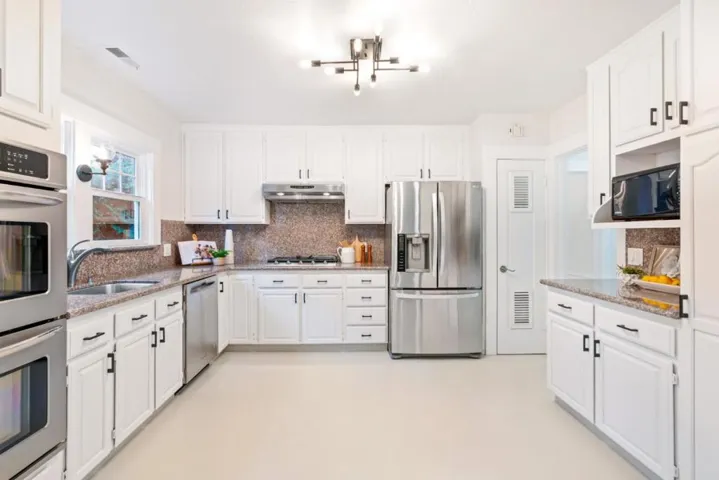 428 Guinda Street, Palo Alto, California 94301