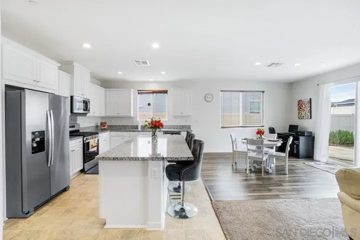 31322 Darlington Oak Drive, Winchester, California 92596