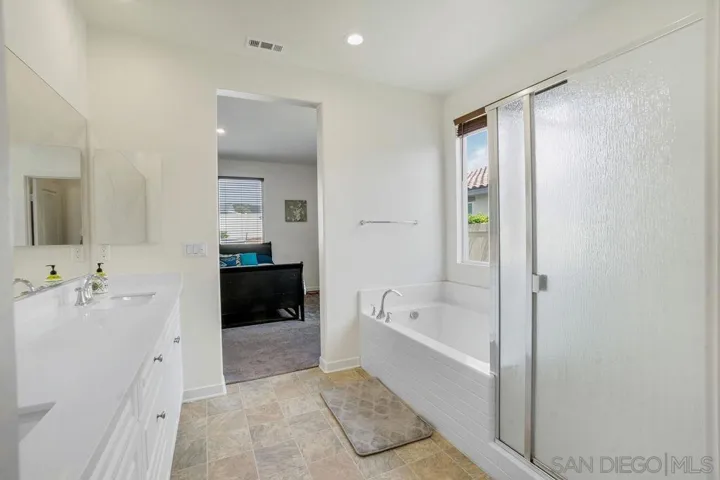 31322 Darlington Oak Drive, Winchester, California 92596
