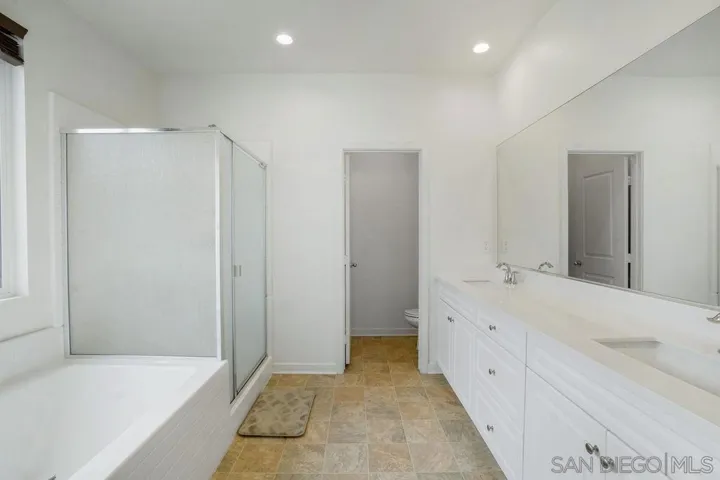 31322 Darlington Oak Drive, Winchester, California 92596