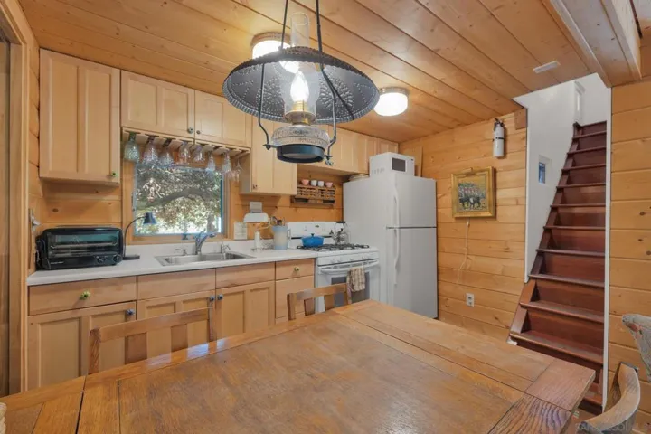 964 Chapin Dr, Julian, California 92036