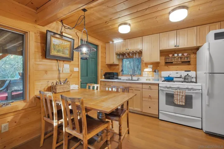 964 Chapin Dr, Julian, California 92036