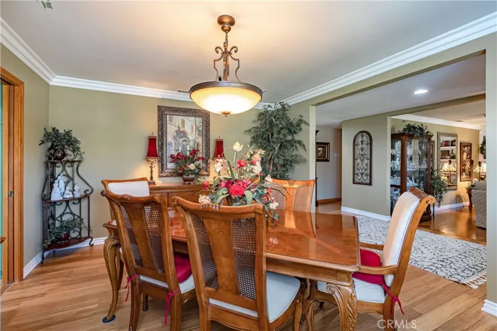 2205 N Palm Way, Upland, California 91784