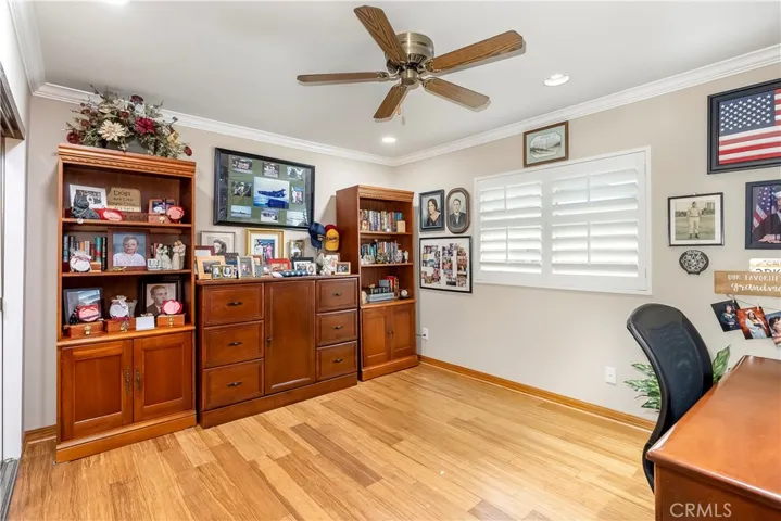 2205 N Palm Way, Upland, California 91784