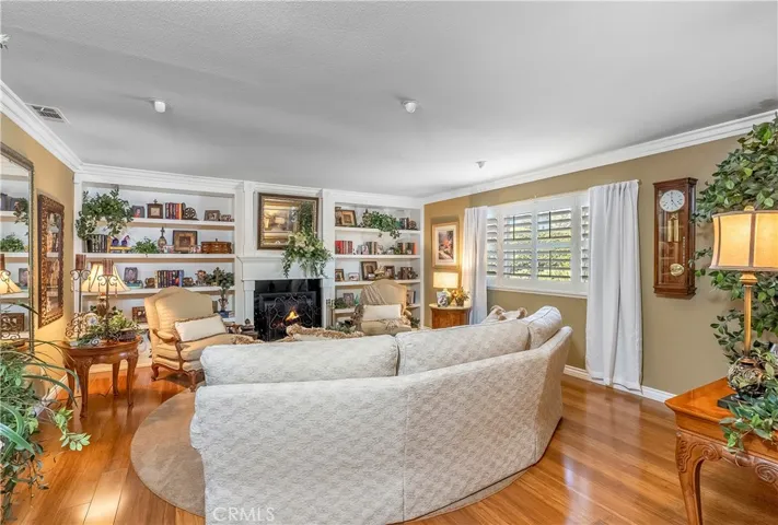 2205 N Palm Way, Upland, California 91784