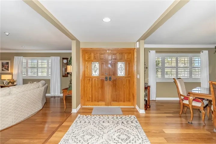 2205 N Palm Way, Upland, California 91784