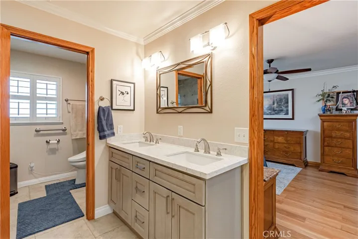 2205 N Palm Way, Upland, California 91784