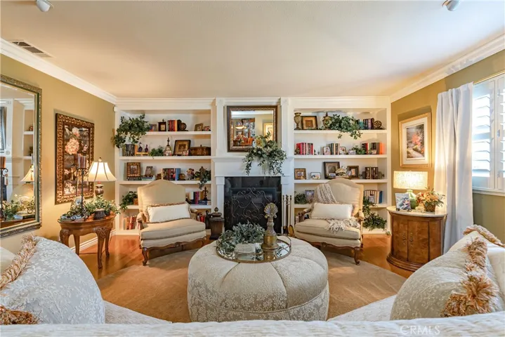 2205 N Palm Way, Upland, California 91784