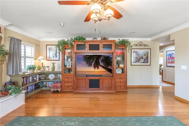 2205 N Palm Way, Upland, California 91784