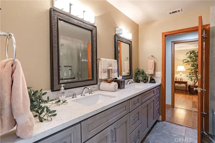 2205 N Palm Way, Upland, California 91784