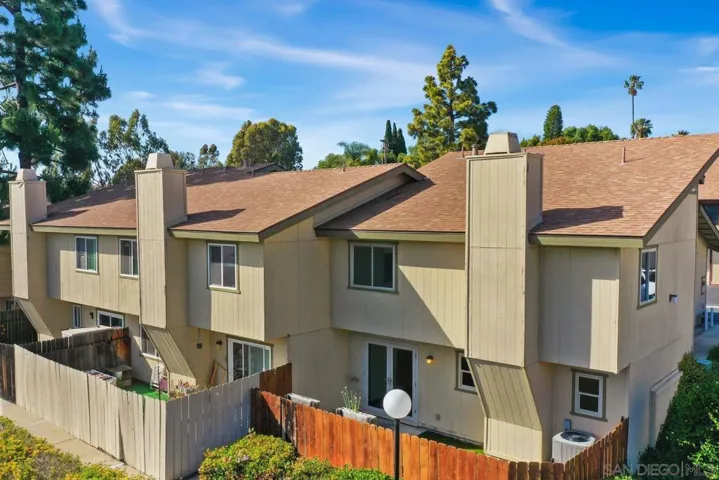 964 Marlin, Vista, California 92084