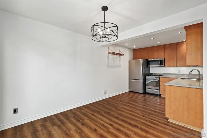 964 Marlin, Vista, California 92084
