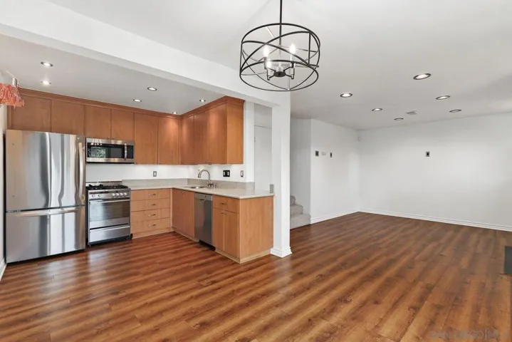 964 Marlin, Vista, California 92084