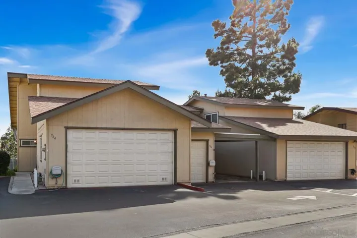 964 Marlin, Vista, California 92084