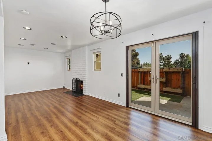 964 Marlin, Vista, California 92084