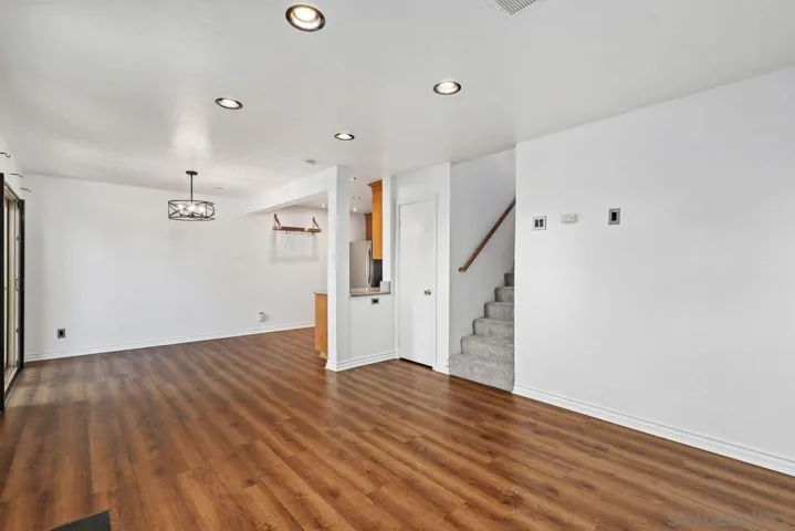 964 Marlin, Vista, California 92084
